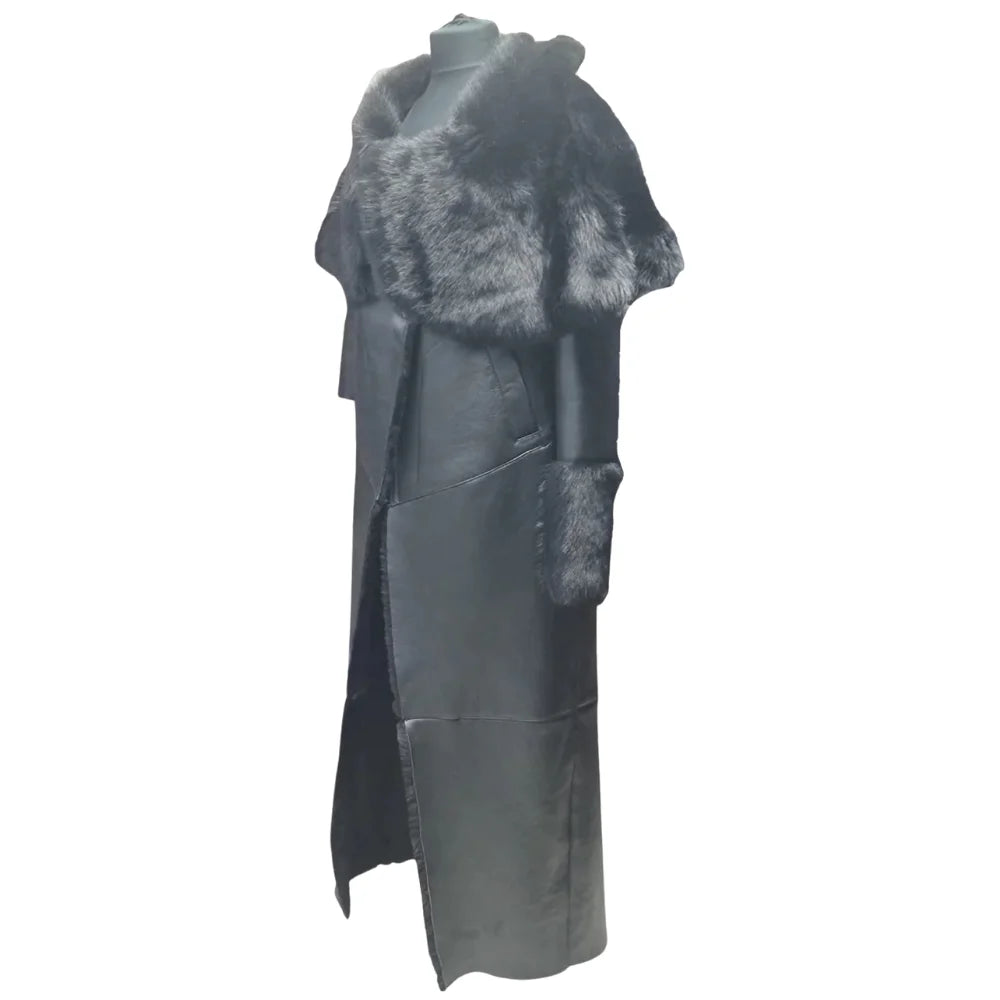 Side view of Aria’s Toscana oversized shearling sheepskin coat, showcasing its relaxed fit.