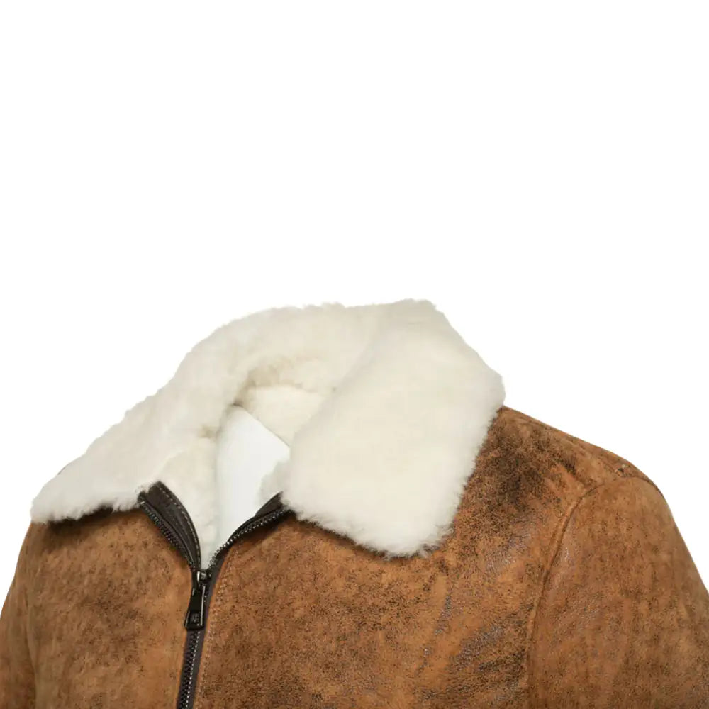 Close-up of the genuine shearling collar on Lucian's A2 bomber shearling jacket.